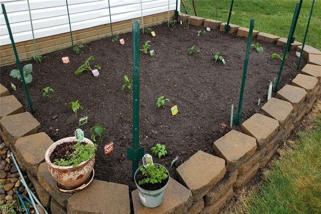 1572 Augusta Avenue, Brunswick, OH 44212