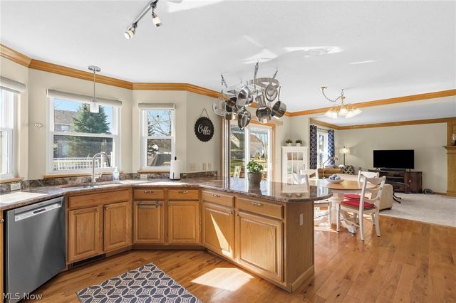 1572 Augusta Avenue, Brunswick, OH 44212