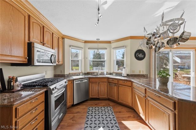 1572 Augusta Avenue, Brunswick, OH 44212