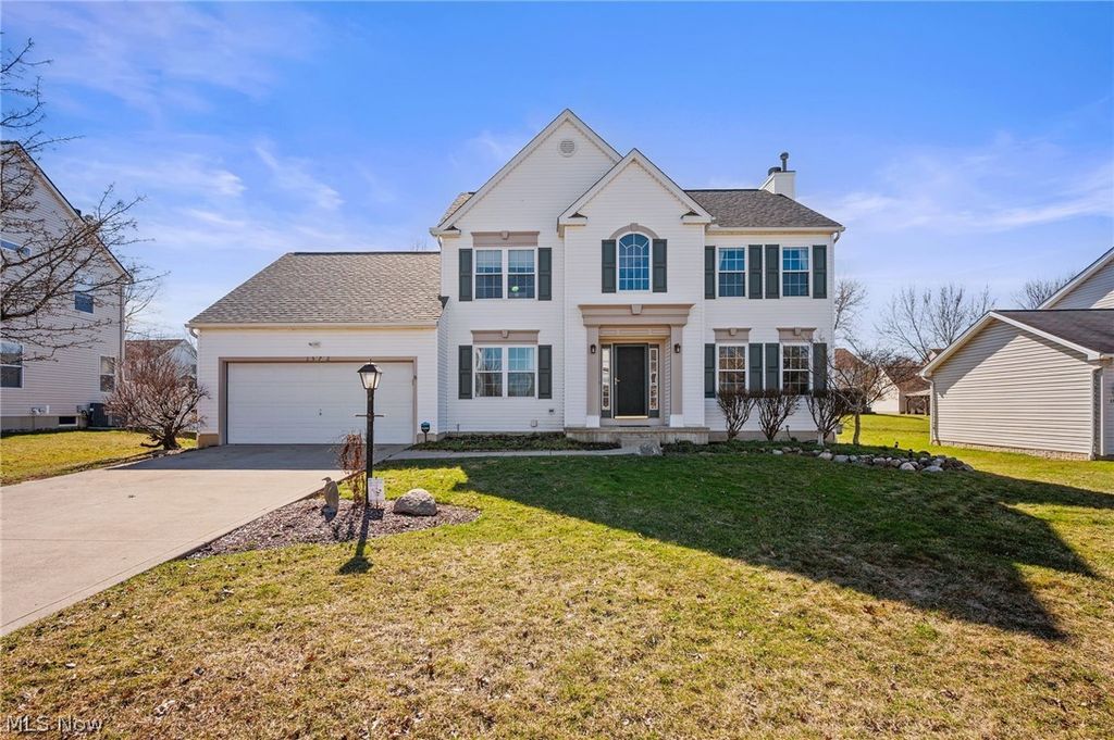 1572 Augusta Avenue, Brunswick, OH 44212