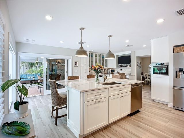 620 NORTH POINT DRIVE, Holmes Beach, FL 34217