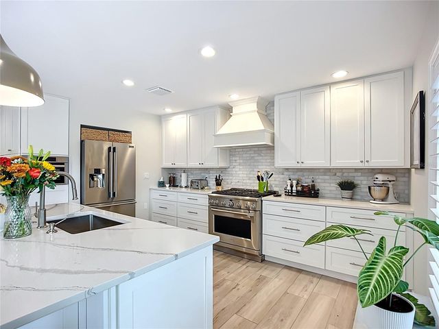 620 NORTH POINT DRIVE, Holmes Beach, FL 34217