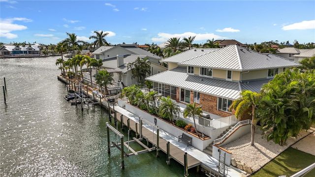 620 NORTH POINT DRIVE, Holmes Beach, FL 34217