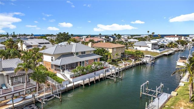 620 NORTH POINT DRIVE, Holmes Beach, FL 34217