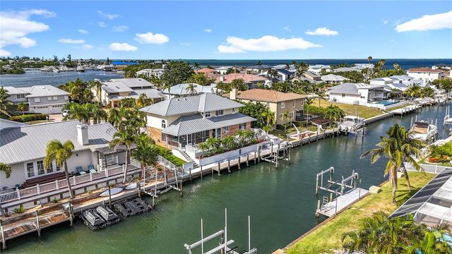 620 NORTH POINT DRIVE, Holmes Beach, FL 34217