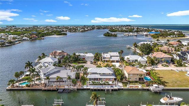 620 NORTH POINT DRIVE, Holmes Beach, FL 34217