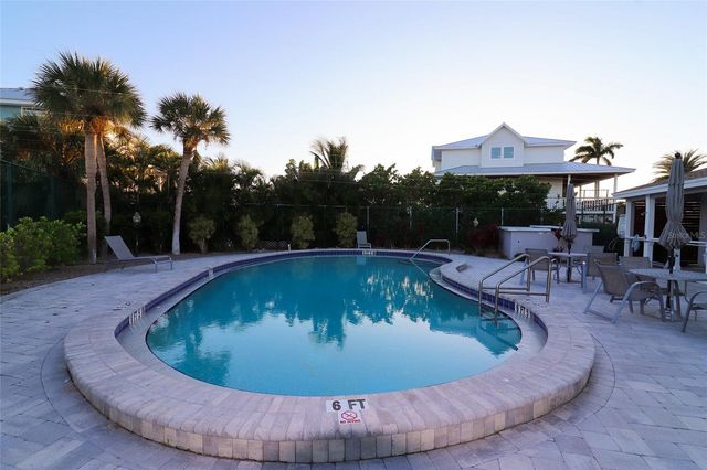 620 NORTH POINT DRIVE, Holmes Beach, FL 34217