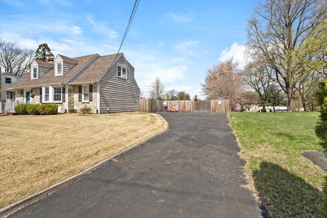 112 SUMMIT AVE, Trenton, NJ 08628