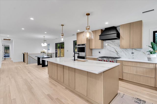 2740 Orchard Lane, Wilmette, IL 60091