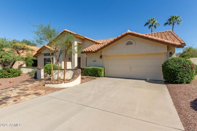 9011 S DATELAND Drive, Tempe, AZ 85284