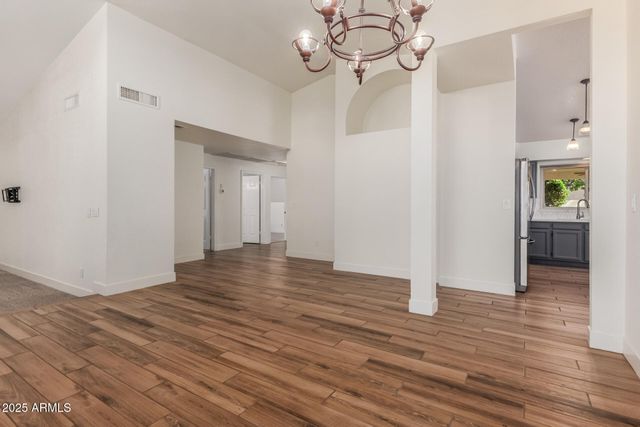 9011 S DATELAND Drive, Tempe, AZ 85284