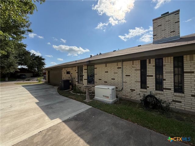 141 Seascape Drive, Port Lavaca, TX 77979