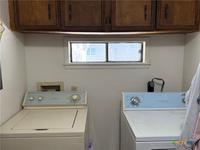 141 Seascape Drive, Port Lavaca, TX 77979