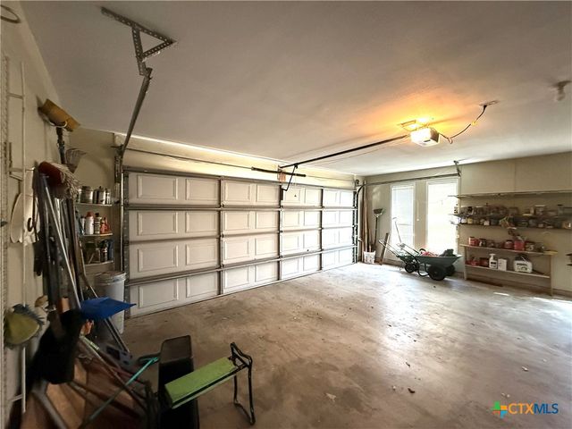 141 Seascape Drive, Port Lavaca, TX 77979