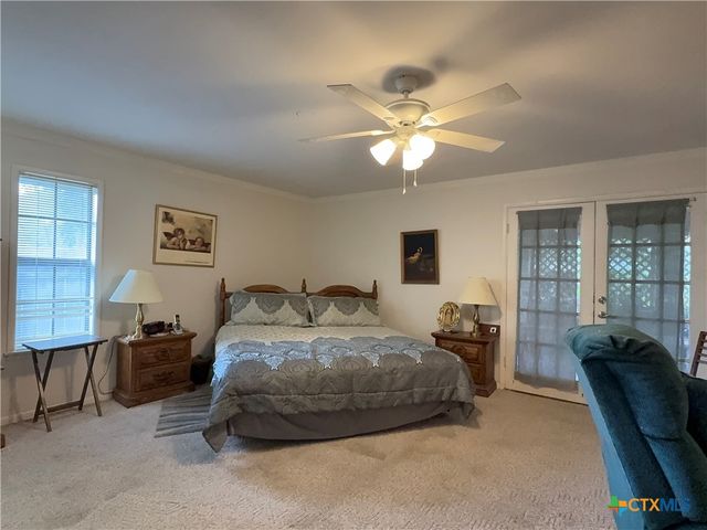 141 Seascape Drive, Port Lavaca, TX 77979