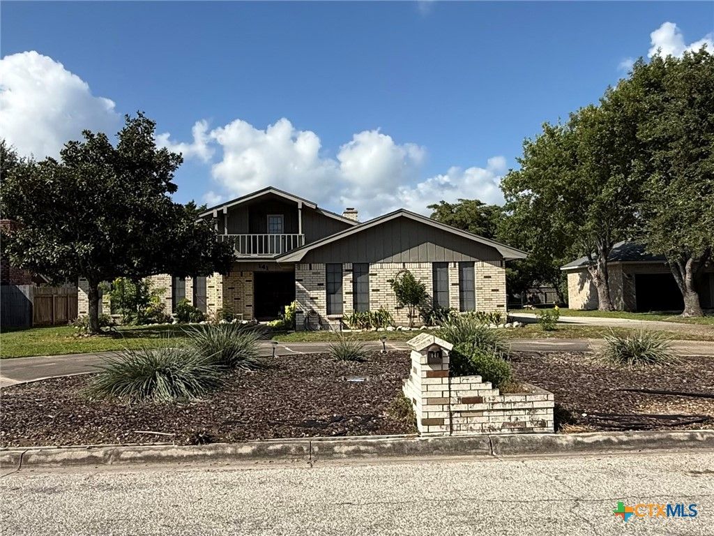 141 Seascape Drive, Port Lavaca, TX 77979