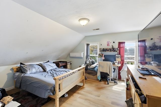 21 Lyman, Brockton, MA 02302
