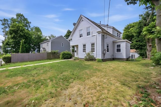 21 Lyman, Brockton, MA 02302