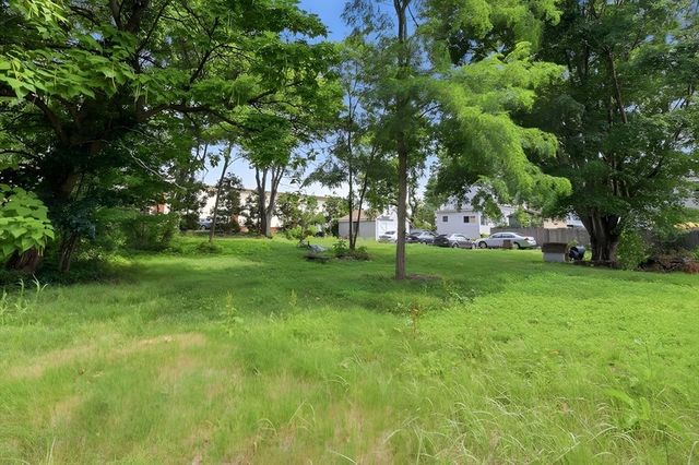 21 Lyman, Brockton, MA 02302