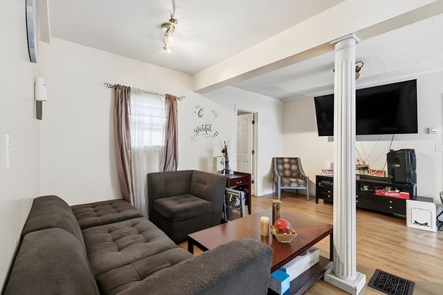 21 Lyman, Brockton, MA 02302