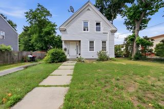 21 Lyman, Brockton, MA 02302
