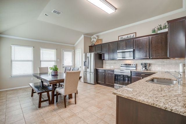 1349 Broadmoor Drive, Burleson, TX 76028