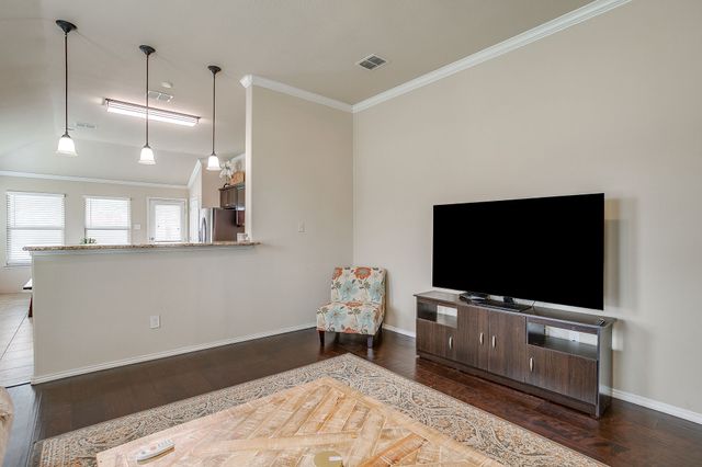 1349 Broadmoor Drive, Burleson, TX 76028