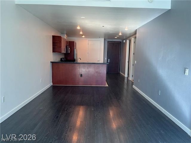4575 DEAN MARTIN Drive 1011, Las Vegas, NV 89103