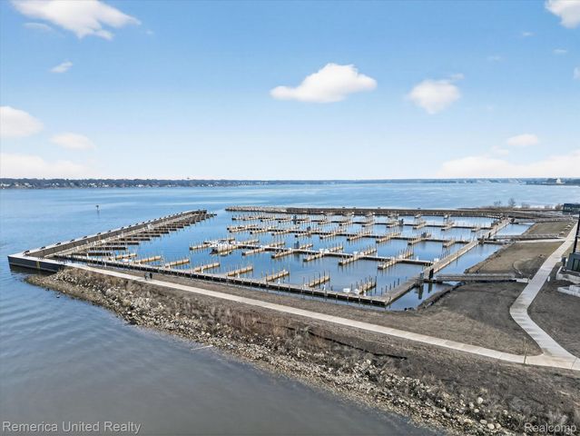 901 Adelaide Circle 601, Muskegon, MI 49441