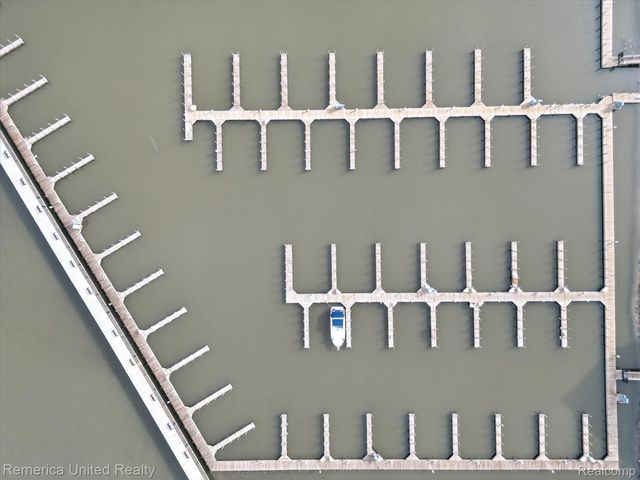 901 Adelaide Circle 601, Muskegon, MI 49441