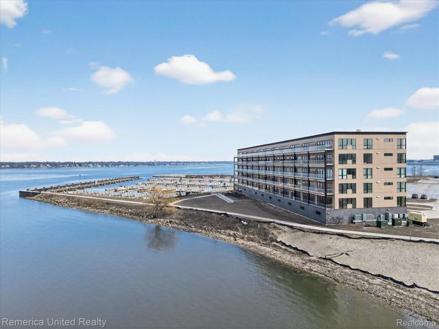 901 Adelaide Circle 601, Muskegon, MI 49441