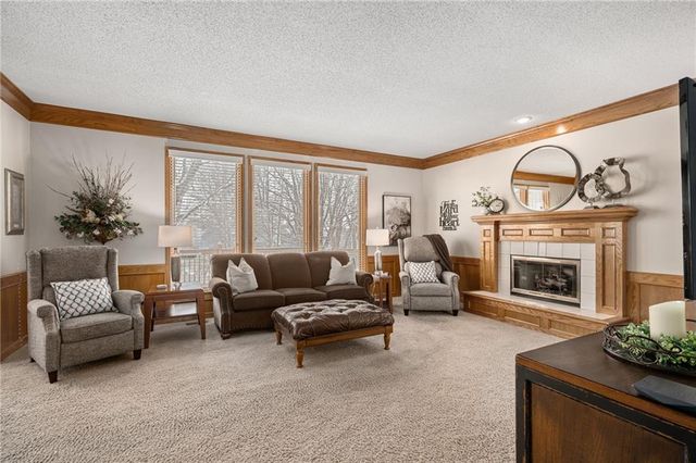 13209 S Locust Street, Olathe, KS 66062