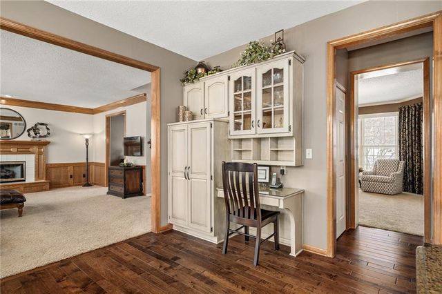 13209 S Locust Street, Olathe, KS 66062