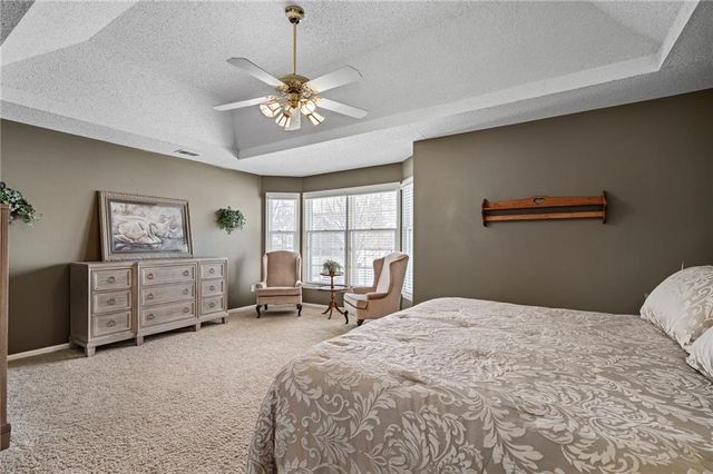 13209 S Locust Street, Olathe, KS 66062