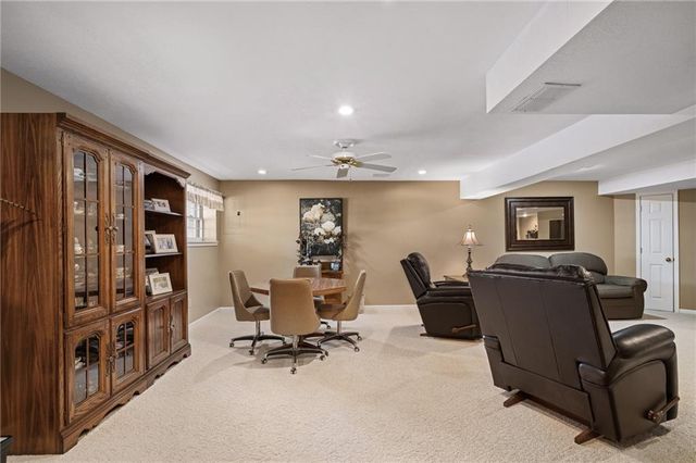 13209 S Locust Street, Olathe, KS 66062