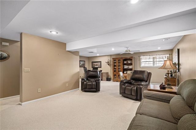 13209 S Locust Street, Olathe, KS 66062
