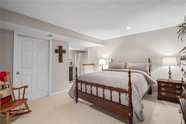 13209 S Locust Street, Olathe, KS 66062