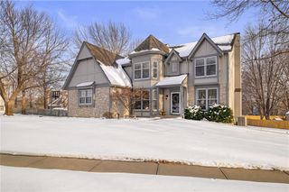 13209 S Locust Street, Olathe, KS 66062