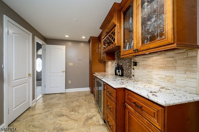 701 Timberbrooke Drive, Bedminster Twp., NJ 07921