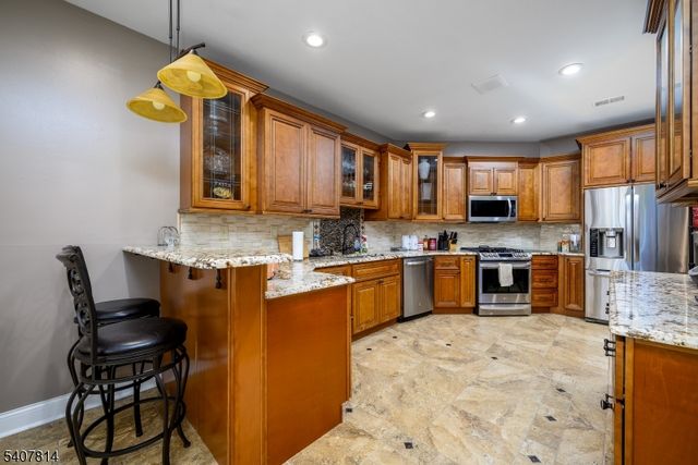 701 Timberbrooke Drive, Bedminster Twp., NJ 07921