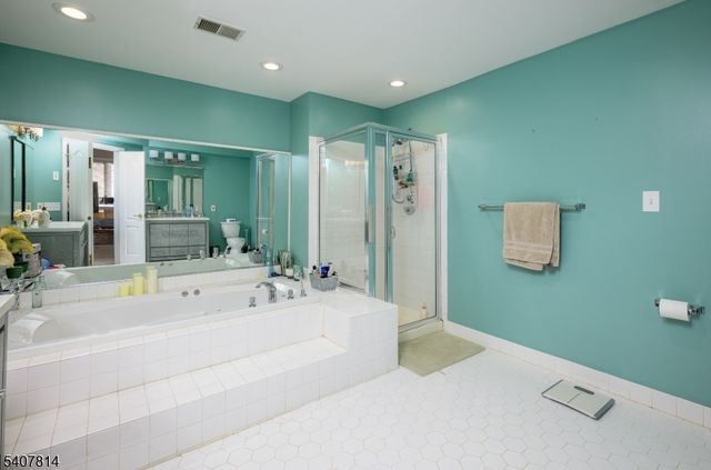 701 Timberbrooke Drive, Bedminster Twp., NJ 07921