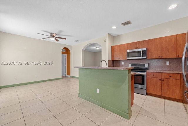 13631 SW 256th St, Homestead, FL 33032