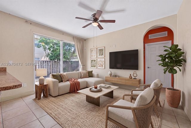13631 SW 256th St, Homestead, FL 33032