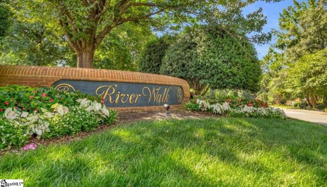 221 River Walk Drive, Simpsonville, SC 29681