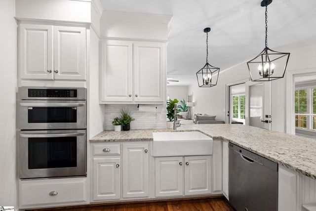221 River Walk Drive, Simpsonville, SC 29681