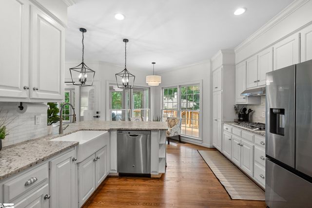 221 River Walk Drive, Simpsonville, SC 29681