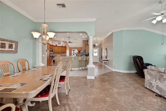 725 KINGSTON WAY, The Villages, FL 32162