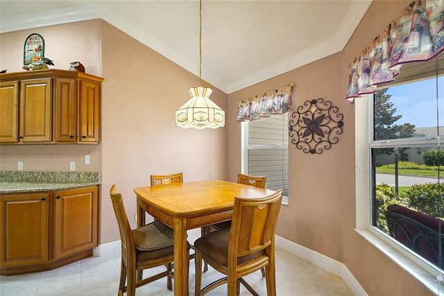 725 KINGSTON WAY, The Villages, FL 32162