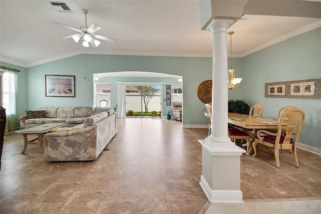 725 KINGSTON WAY, The Villages, FL 32162