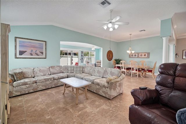 725 KINGSTON WAY, The Villages, FL 32162